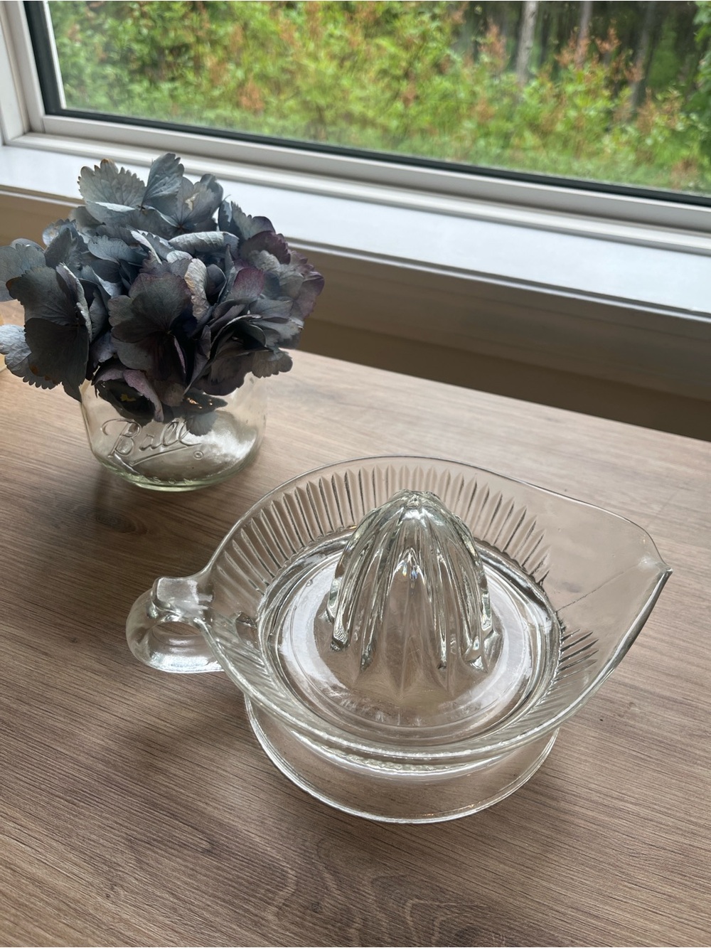Large Vintage Citrus Juicer Reamer | Depression Glass - Picture 4 of 6